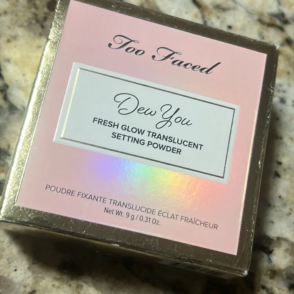 💕🌙Too Faced Dew You Radiant Caramel Setting Powder